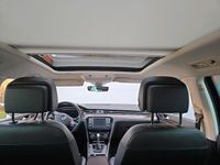 Gebraucht VW Passat Highline 150 PS (110 kW) 2016 Schwarz Kombi