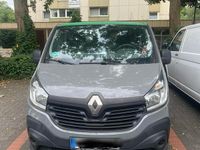 Gebraucht Renault Trafic Komfort 90 PS (66 kW) 2014 Grau Van / Kleinbus