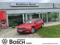 Gebraucht VW Passat Business 122 PS (89 kW) 2023 Tornadorot Kombi