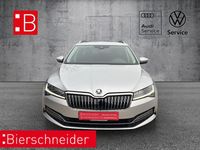 Gebraucht Skoda Superb Style 150 PS (110 kW) 2023 Silber Kombi