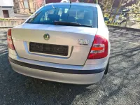 Gebraucht Skoda Octavia Ambiente 116 PS (85 kW) 2005 Silber Limousine