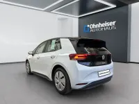 Gebraucht VW ID.3 Pro Performance 150 kW (204 PS) 2023 Gletscherweiß metallic Kleinwagen