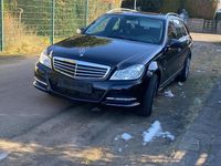 Gebraucht Mercedes C180 156 PS (114 kW) 2011 Schwarz Kombi