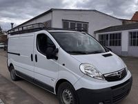 Gebraucht Opel Vivaro 145 PS (106 kW) 2008 Weiß Van / Kleinbus