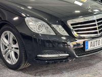 Gebraucht Mercedes E250 204 PS (150 kW) 2011 Schwarz Limousine