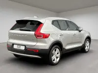 Gebraucht Volvo XC40 Core 163 PS (119 kW) 2023 Grau SUV