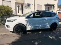 Gebraucht Ford Kuga 179 PS (131 kW) 2018 Weiß SUV