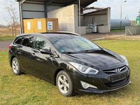Gebraucht Hyundai i40 Style 177 PS (130 kW) 2012 Schwarz Kombi
