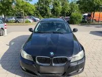 Gebraucht BMW 320 163 PS (119 kW) 2011 Schwarz Kombi