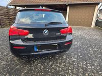 Gebraucht BMW 116 109 PS (80 kW) 2016 Schwarz Kleinwagen