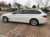 Gebraucht BMW 530 Sport Line 265 PS (194 kW) 2018 Weiß Kombi