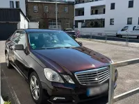 Gebraucht Mercedes E250 204 PS (150 kW) 2009 Rot Limousine
