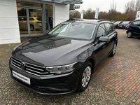 Gebraucht VW Passat Basis 122 PS (89 kW) 2022 Grau Kombi