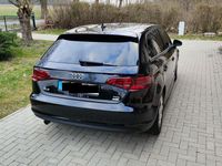 gebraucht Audi A3 Sportback 1.6 TDI ultra Attraction Attraction