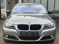 Gebraucht BMW 325 218 PS (160 kW) 2008 Spacegrau metallic Limousine