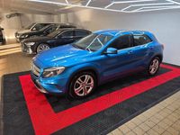 Gebraucht Mercedes GLA200 136 PS (100 kW) 2015 Blau SUV