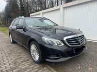 Gebraucht Mercedes E220 170 PS (125 kW) 2015 Schwarz Kombi