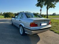 Gebraucht BMW 325 192 PS (141 kW) 1991 Silber Limousine