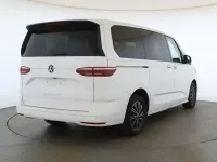 Gebraucht VW Multivan Basis 150 PS (110 kW) 2024 Weißkeine angabe Van / Kleinbus