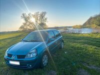 Second-hand Renault Clio II 75 CP (55 kW) 2003 Andere farben Hatchback