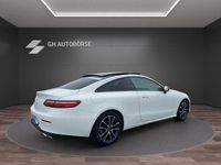 Gebraucht Mercedes E200 Night 184 PS (135 kW) 2018 Weiß Coupé
