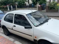 Gebraucht Ford Fiesta 50 PS (36 kW) 1997 Weiß Kleinwagen