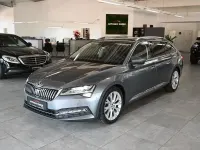 Gebraucht Skoda Superb Premium Edition 200 PS (147 kW) 2023 Grau Kombi