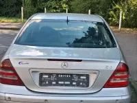 Gebraucht Mercedes C200 122 PS (89 kW) 2002 Schwarz Limousine