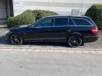 Gebraucht Mercedes E250 204 PS (150 kW) 2011 Schwarz Kombi