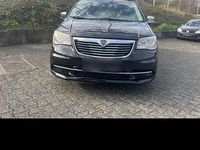 Gebraucht Lancia Voyager 283 PS (208 kW) 2014 Schwarz Van / Kleinbus