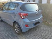 Gebraucht Hyundai i10 Intro Edition 67 PS (49 kW) 2014 Grau Kleinwagen