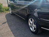 Usata VW Passat 140 CV (102 kW) 2012 Nero Berlina