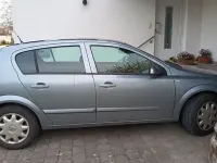 Usado Opel Astra 105 HP (77 kW) 2007 Sedan