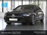 Gebraucht Mercedes CLA200 Shooting Brake 163 PS (119 kW) 2023 Schwarz Kombi