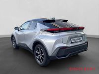 Neu Toyota C-HR 197 PS (144 kW) 2025 Schneeweiß / dach schwarz SUV