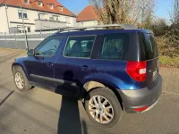 Gebraucht Skoda Yeti Plus Edition 105 PS (77 kW) 2011 Blau SUV