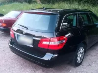 Używany Mercedes E220 170 KM (125 kW) 2011 Czarny Kombi