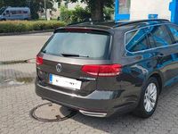 Gebraucht VW Passat Comfortline 150 PS (110 kW) 2016 Grau Kombi