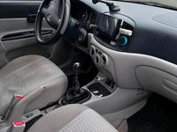 Gebraucht Hyundai Accent 100 PS (73 kW) 2005 Blau Limousine