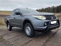 Gebraucht Mitsubishi L200 154 PS (113 kW) 2017 Grau Pickup