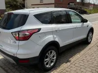 Usado Ford Kuga Trend 182 HP (133 kW) 2017 Branco SUV