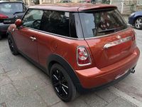 Usado Mini ONE 98 HP (72 kW) 2012 Laranja Citadino