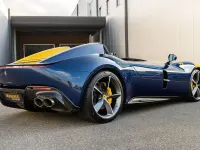 Gebraucht Ferrari Monza 810 PS (595 kW) 2020 Blau Cabrio
