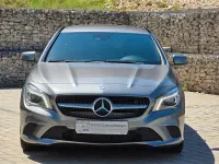 Gebraucht Mercedes CLA200 Shooting Brake 156 PS (114 kW) 2015 Grau Kombi
