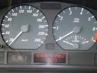 Gebraucht BMW 320 Cabriolet 170 PS (125 kW) 2001 Blau metallic Cabrio