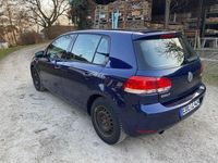 Gebraucht VW Golf VI 105 PS (77 kW) 2010 Blau Kleinwagen