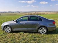 Gebraucht VW Jetta Highline 140 PS (102 kW) 2012 Grau Limousine