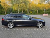 Gebraucht BMW 530 Performance 258 PS (189 kW) 2013 Grau Kombi