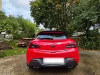 Gebraucht Opel Astra GTC 179 PS (131 kW) 2011 Rot Limousine