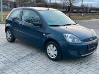Gebraucht Ford Fiesta 60 PS (44 kW) 2008 Blau Kleinwagen